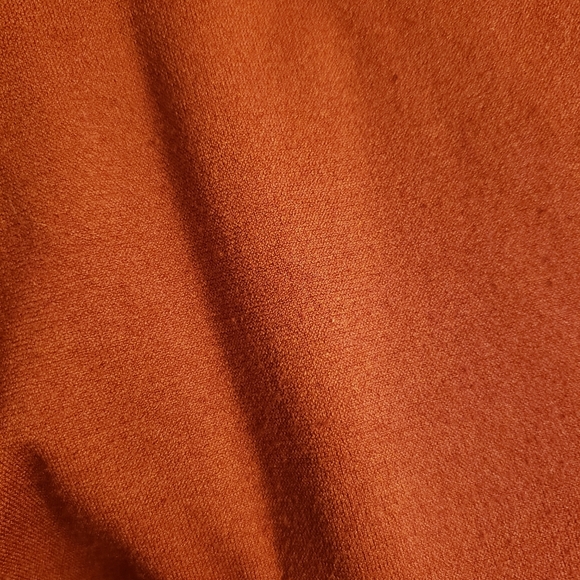 Ladies rust colored tank top - Picture 3 of 3